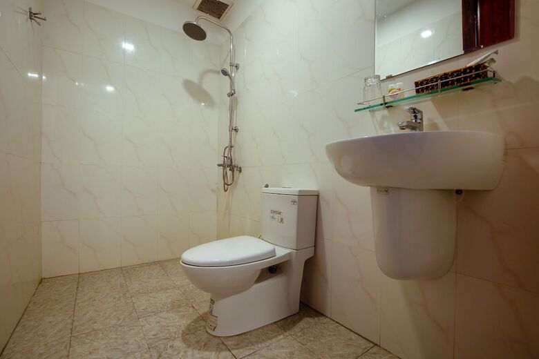 Oyo 491 Truong Sa Hotel