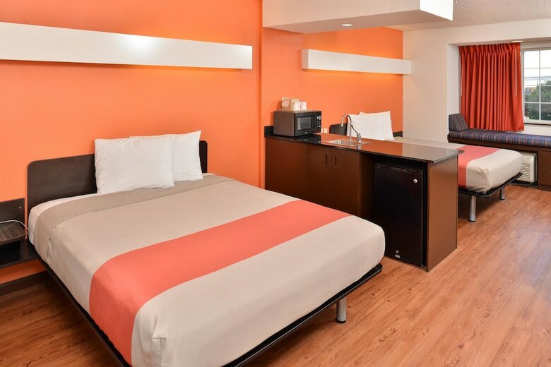 Motel 6 Richburg