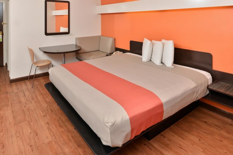 Motel 6 Richburg