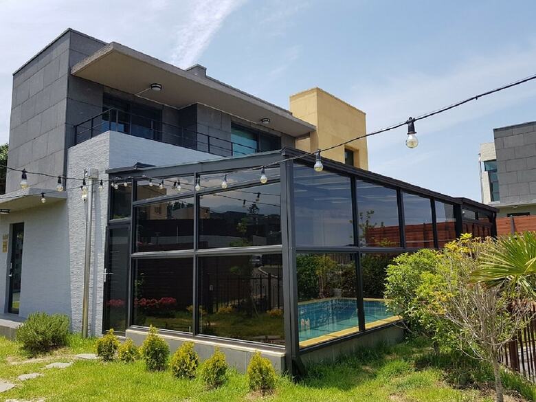 Jeju Dalkompoolvilla