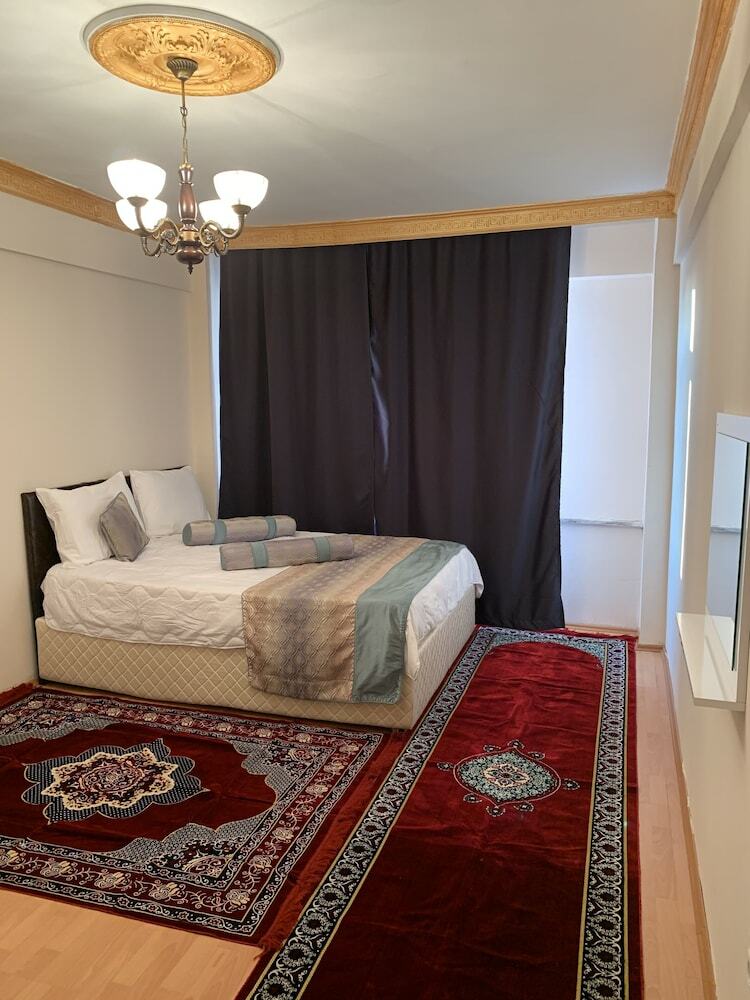 Golden Stone Suites