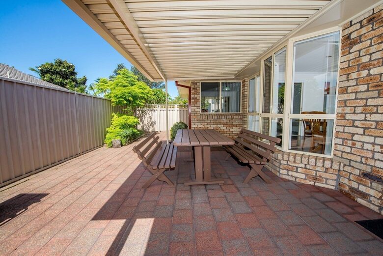 Whitesands Road, Unit 2/12