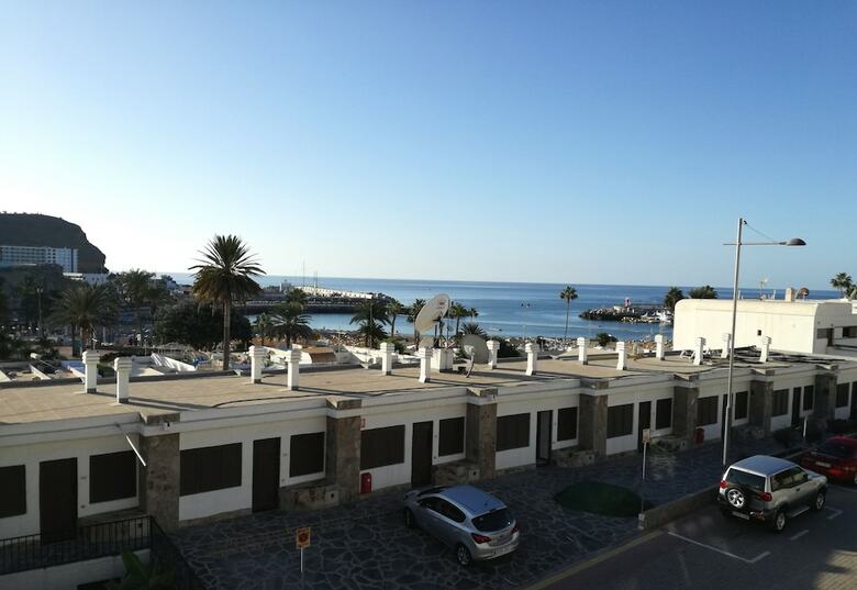 2 Bedroom Apartment 2 Min From Beach