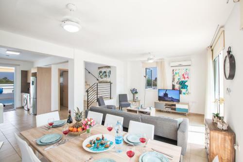 Pernera Luxury Villas