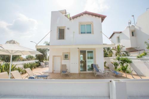Pernera Luxury Villas