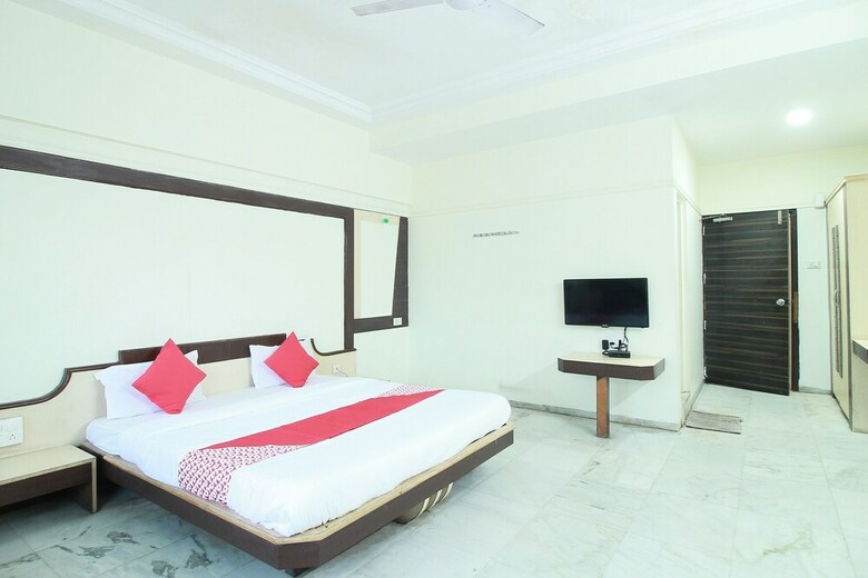 Oyo 47459 Hotel Bagdia International