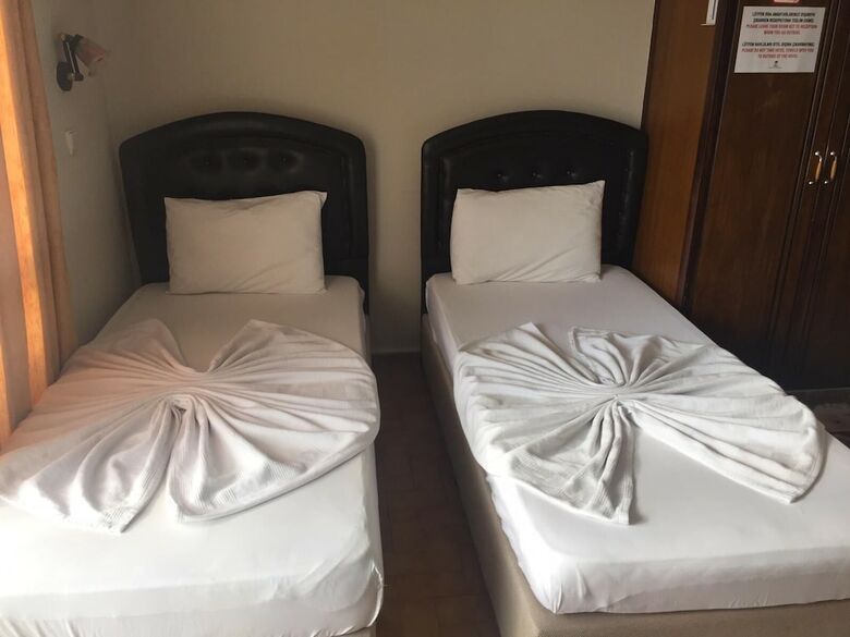 Defne Zevkim Hotel