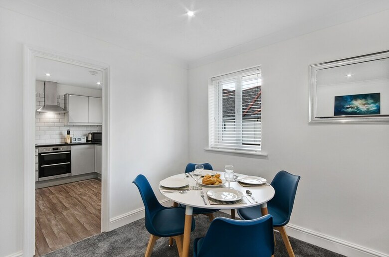Apartamentos Karah Suites - The Galleria