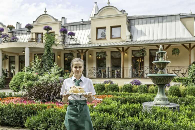 Lesna Perla - Restaurant And Hotel