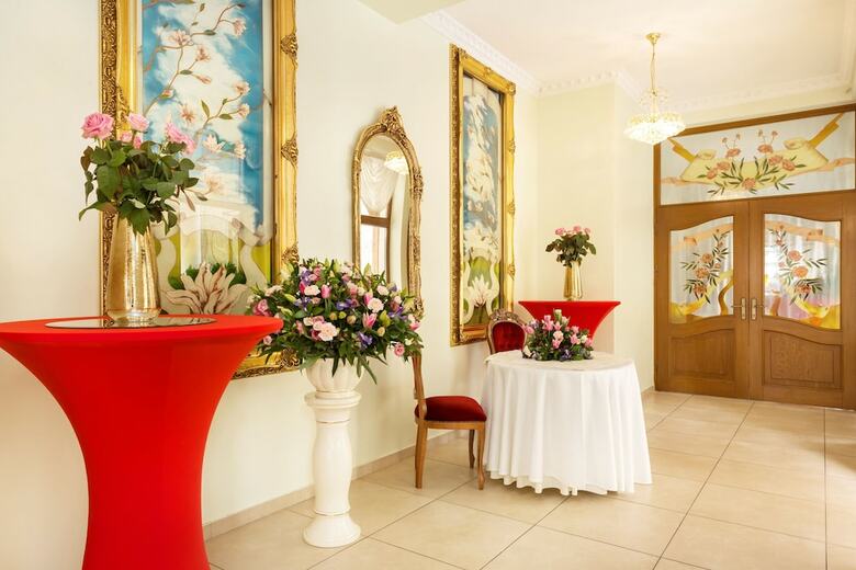 Lesna Perla - Restaurant And Hotel