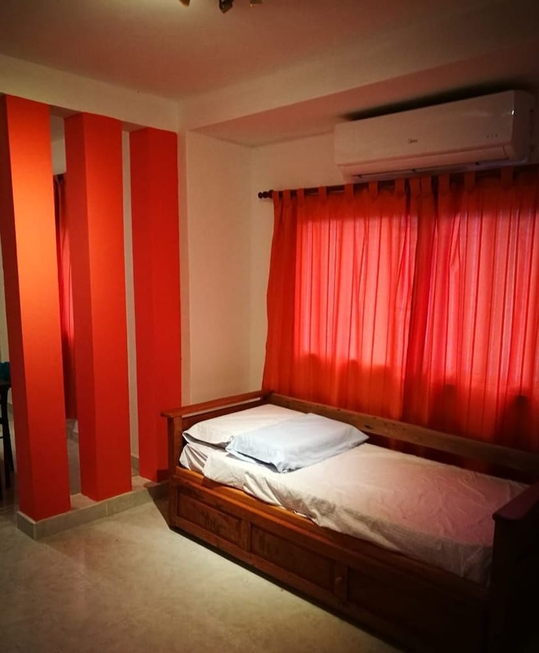 Aparthotel Givarolif