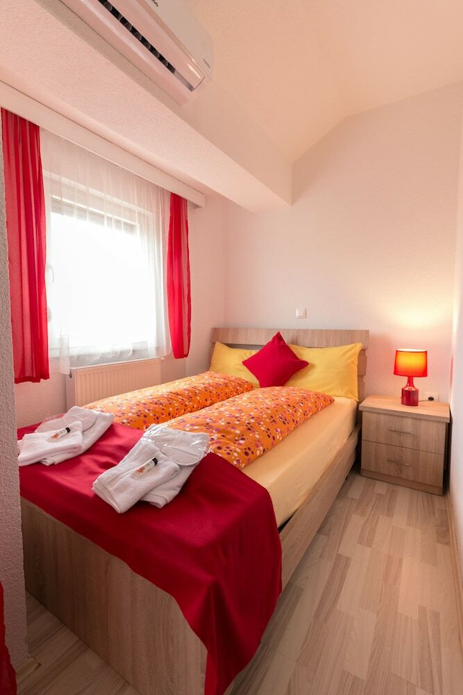 Hotel Fantastik Apartments