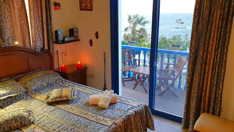 Hotel Astrofegia Beach Villa