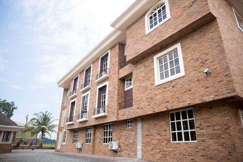 Apartamentos Kentucky Homes International