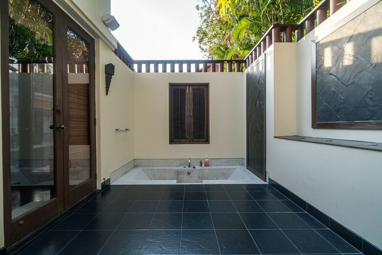 Sai Taan Villas By Lofty