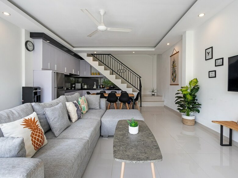 Villa Pineapple