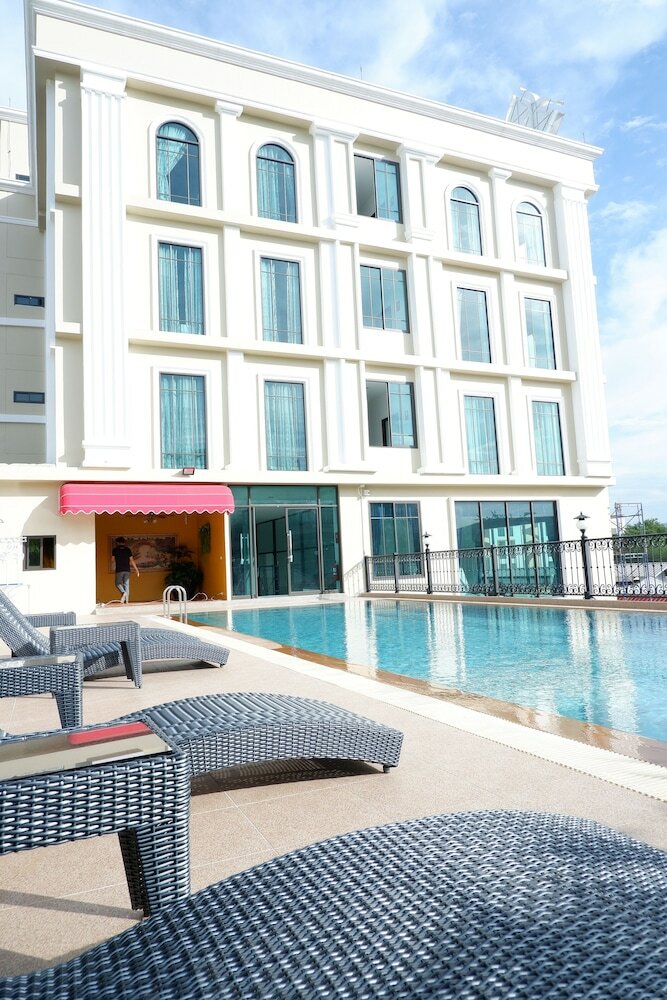 Hotel Banbua Grand Udon