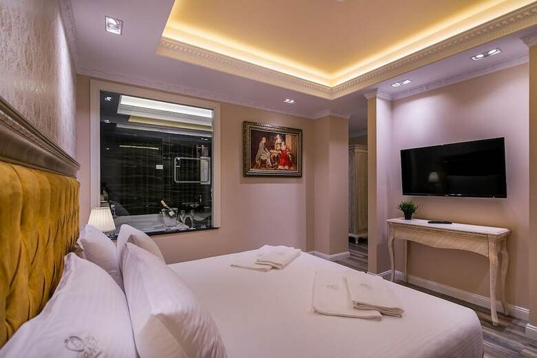 Legacy Hotel