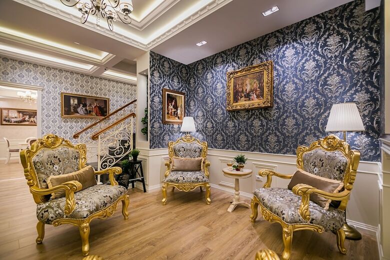 Legacy Hotel