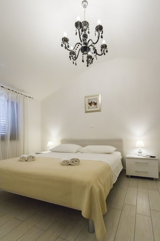 Apartments Gajeta