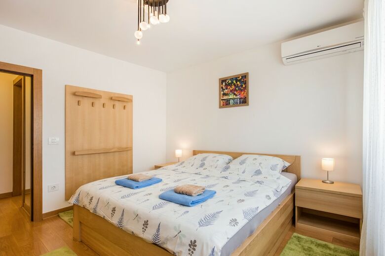 Apartment Downtown Zmaj Jovina