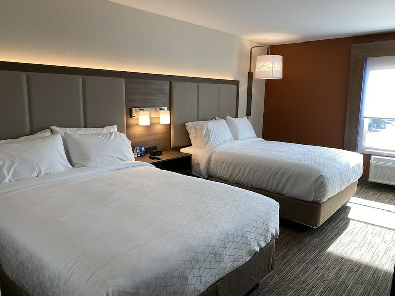 Chatsworth Hotel