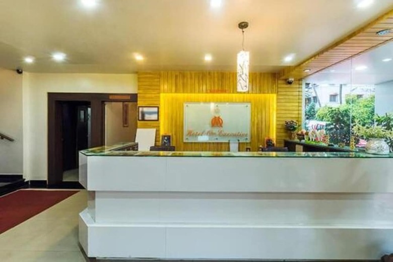 Hotel Om Executive