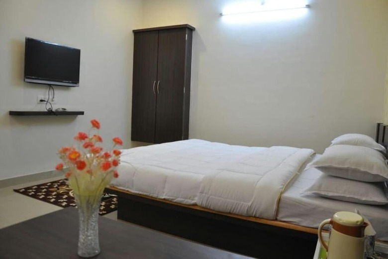 Hotel Om Executive