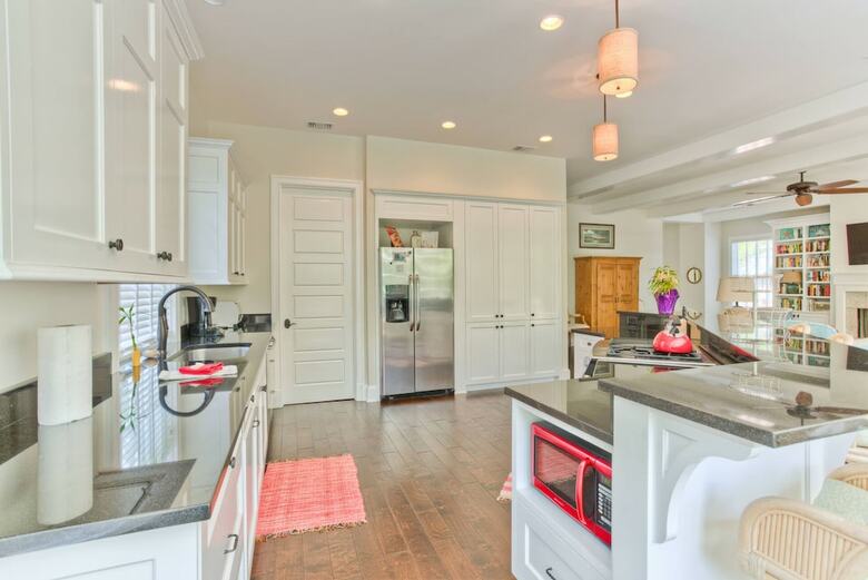 4209 8th Street By Hodnett Cooper