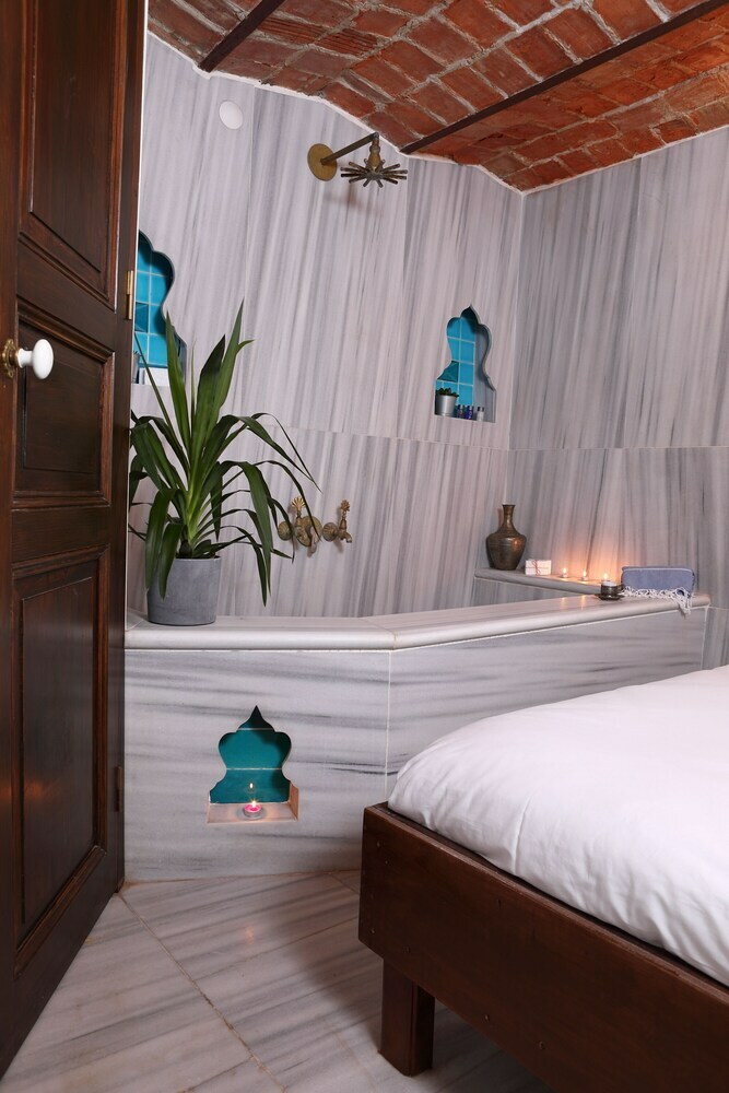 Hotel House Mola Galata