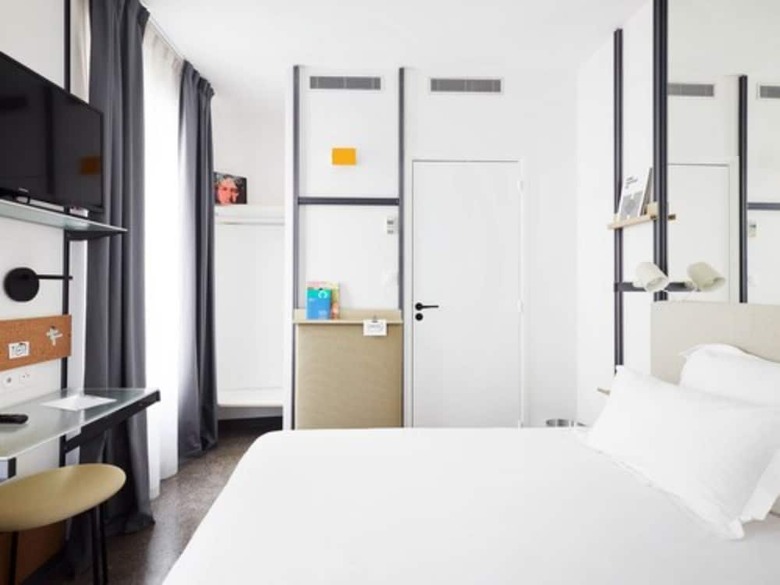 Hotel French Theory