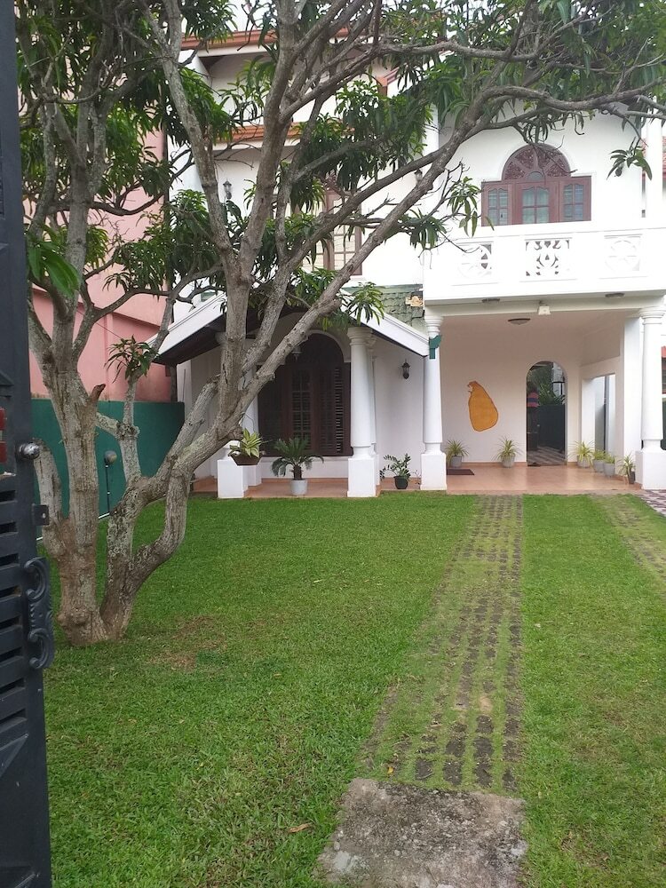 Bed & Breakfast Villa De Negombo