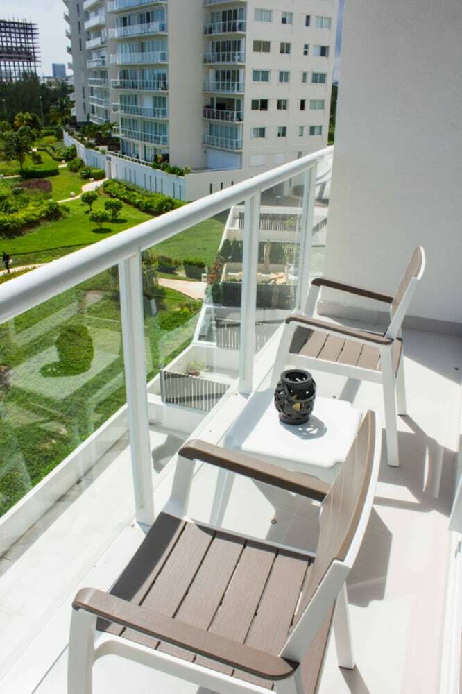 Apartamentos Brisa Beachfront Studio- Amazing Oceanview