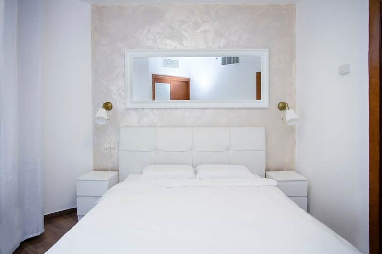 Gk Apartments - Ben Gurion 99