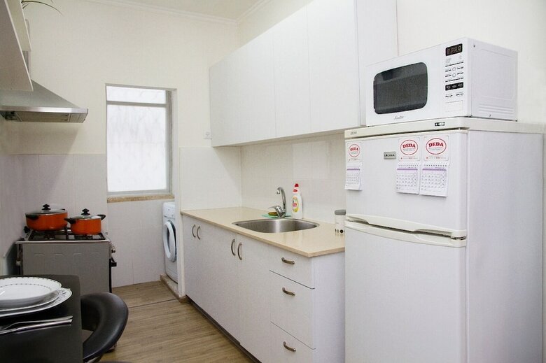Gk Apartments - Limbskit 3
