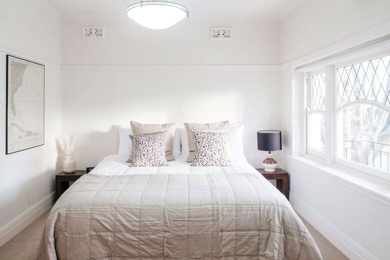 Elwood Beach Calming Tones - Rejuvenate Stays