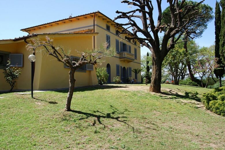 Villa Poggio Falcone