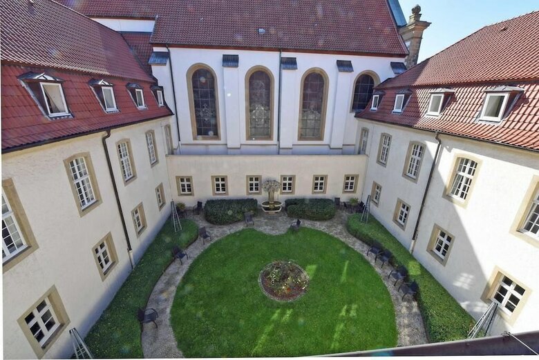 Hotel Bildungs- Und Tagungshaus Liborianum