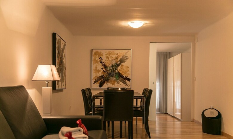 Apartamentos Alcam Office Up