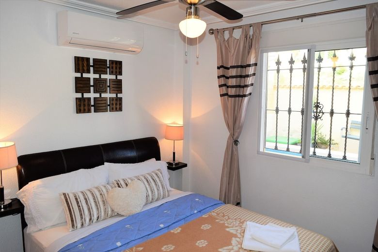 Full Villa With Private Salt Water Pool