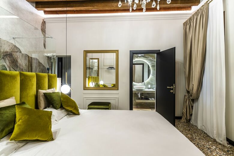 Bed & Breakfast San Maurizio Luxury Suites