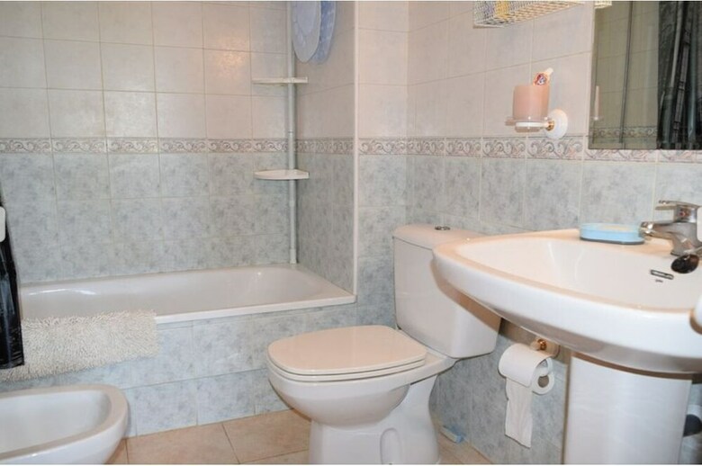 Molino Blanco Apartment 6 - Facing Park