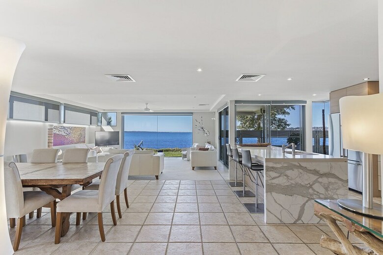 Foreshore Drive, 55