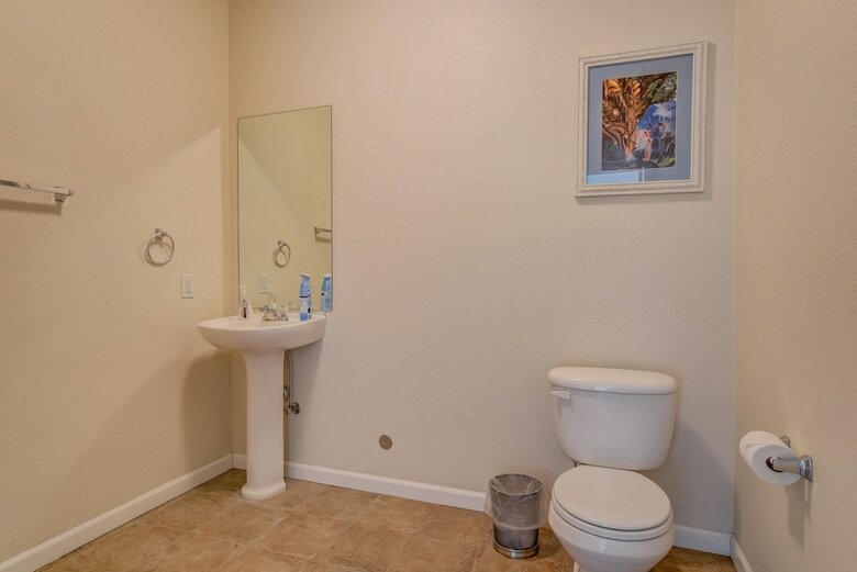Apartamentos Urban Practicality! 3 Beds, Patios & Dog Friendly