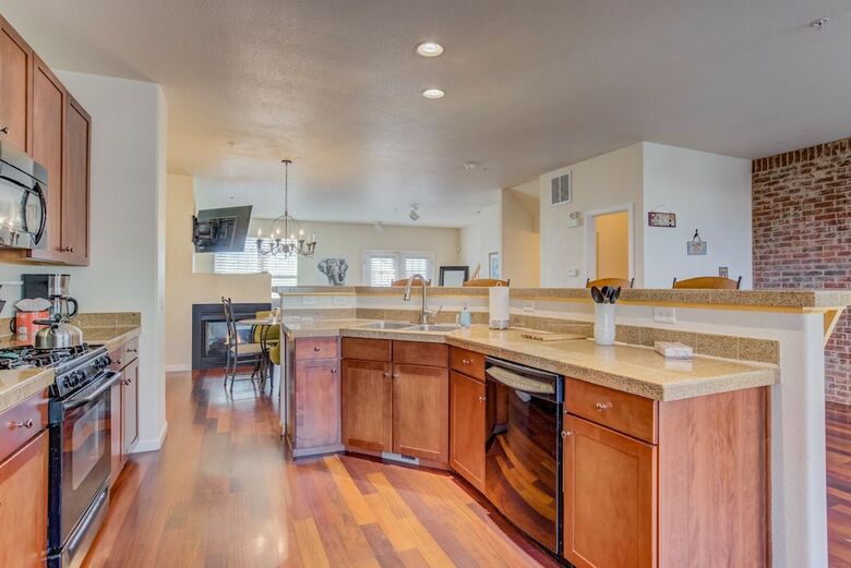 Apartamentos Urban Practicality! 3 Beds, Patios & Dog Friendly