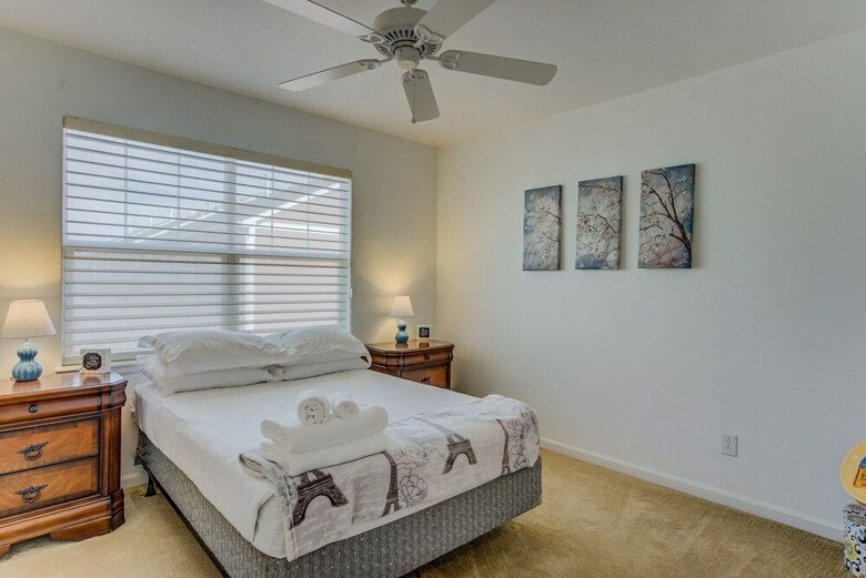 Apartamentos Urban Practicality! 3 Beds, Patios & Dog Friendly