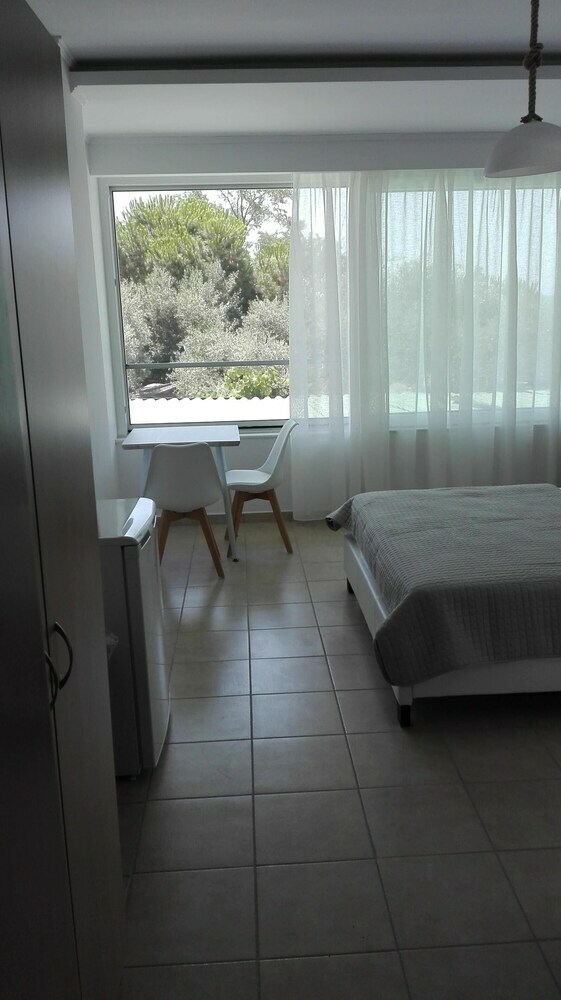 Aparthotel Blue Green Studios  Camp Pefkari