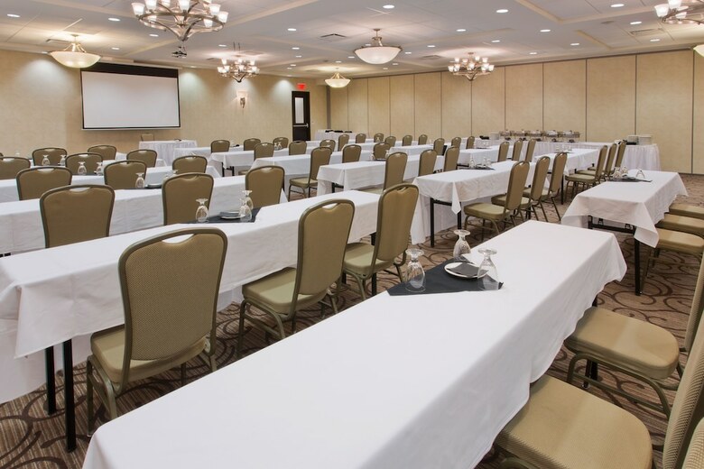 Holiday Inn Hotel & Suites Red Deer South