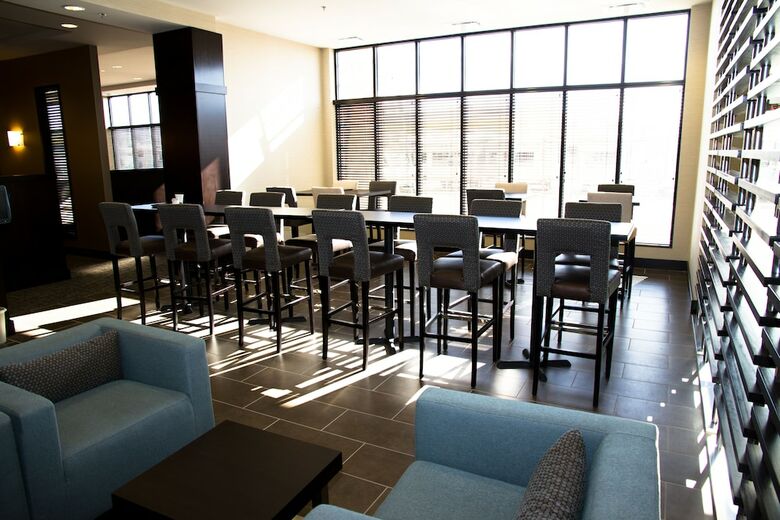 Holiday Inn Hotel & Suites Red Deer South