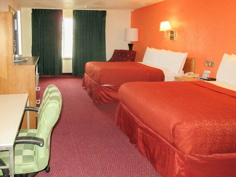 Motel Rodeway Inn & Suites